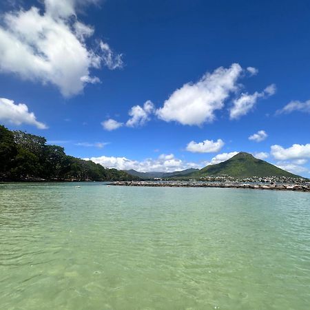 Wolmar Flic En Flac 3 Bedroom Beach Villa Экстерьер фото