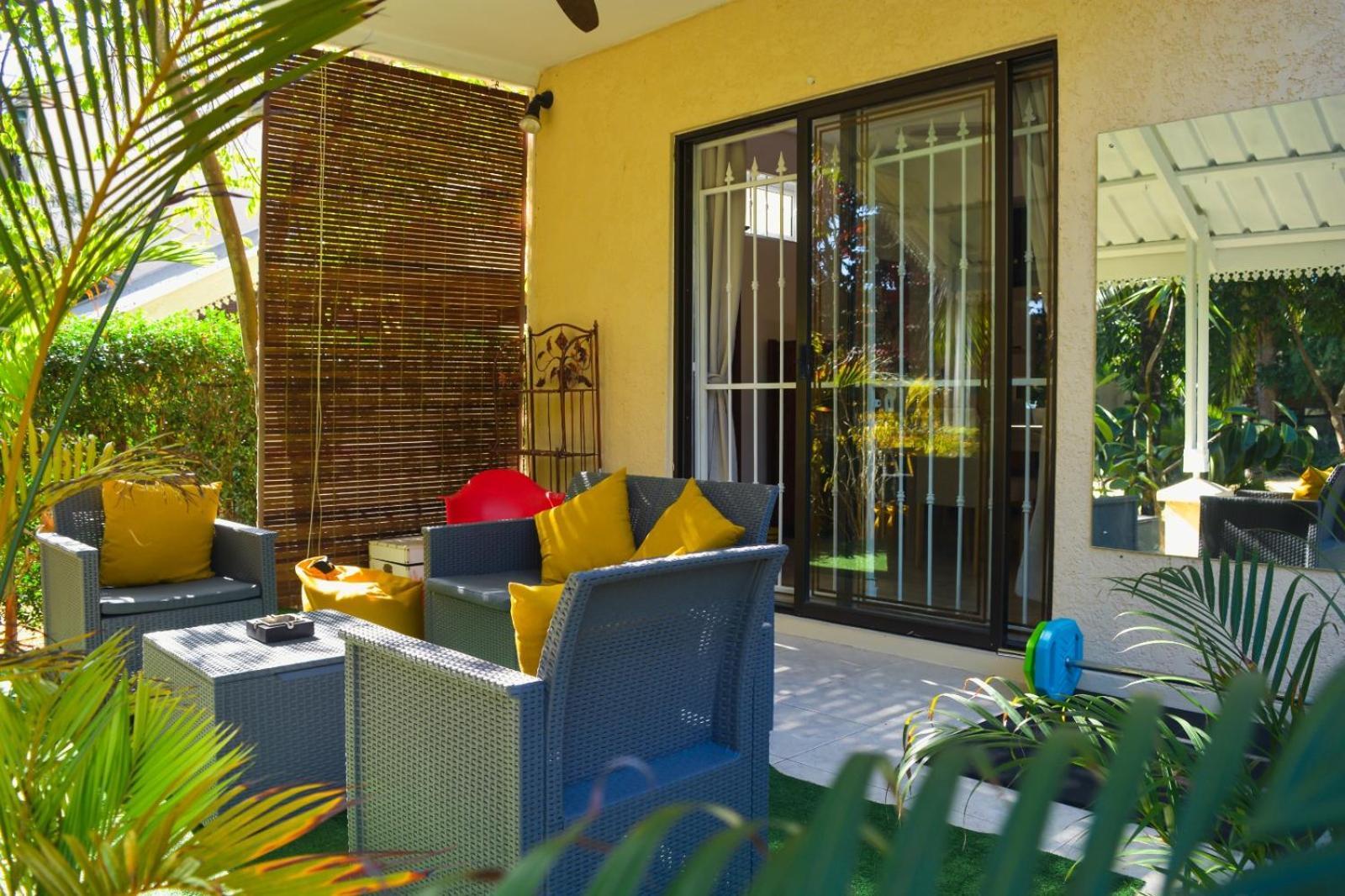Wolmar Flic En Flac 3 Bedroom Beach Villa Экстерьер фото